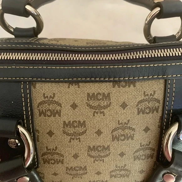 MCM limited boston’s bag - Picture 11 of 11